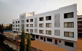 Hotel Dwarka Park Shirdi